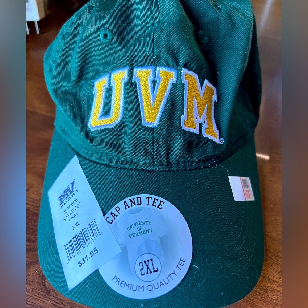 UNIVERSITY OF VERMONT HAT - BRAND NEW NEVER WORN!!!